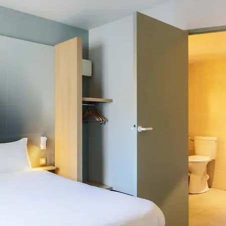 Nancy Hotel 2*